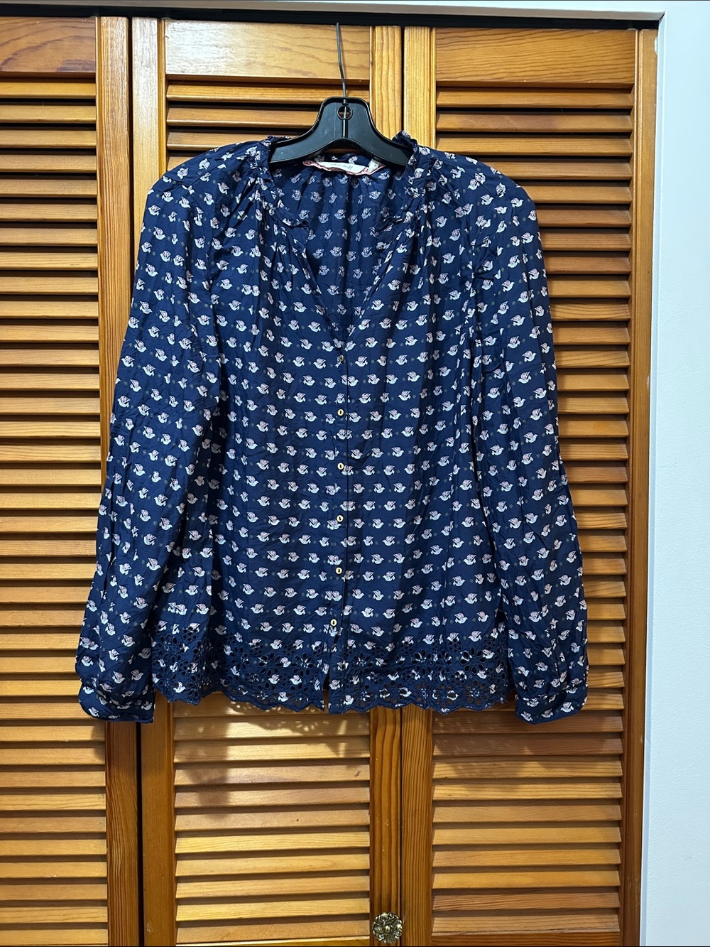 White Stuff ~ Women's Navy Floral Button-Front Blouse